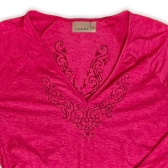 Athleta Tops - Athleta Top Embroidered Long Sleeve T-shirt Rouched Detail Heathered Dark Pink